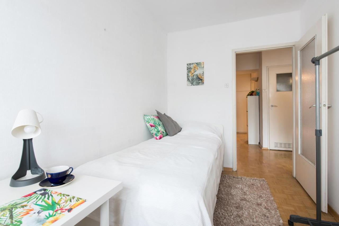 Room, Inflancka 19 Varsó Kültér fotó